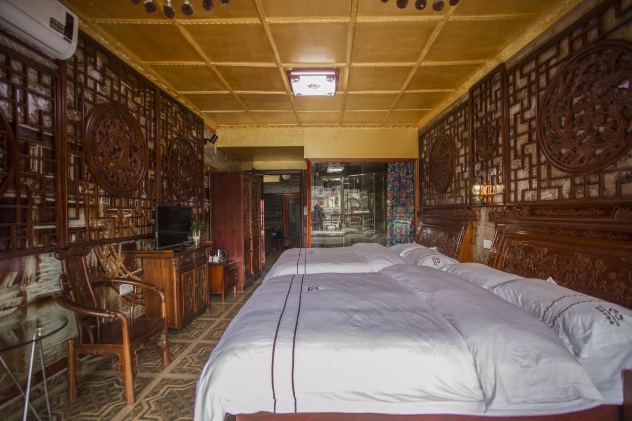 Lqj Riverside Guest House 펑황 외부 사진