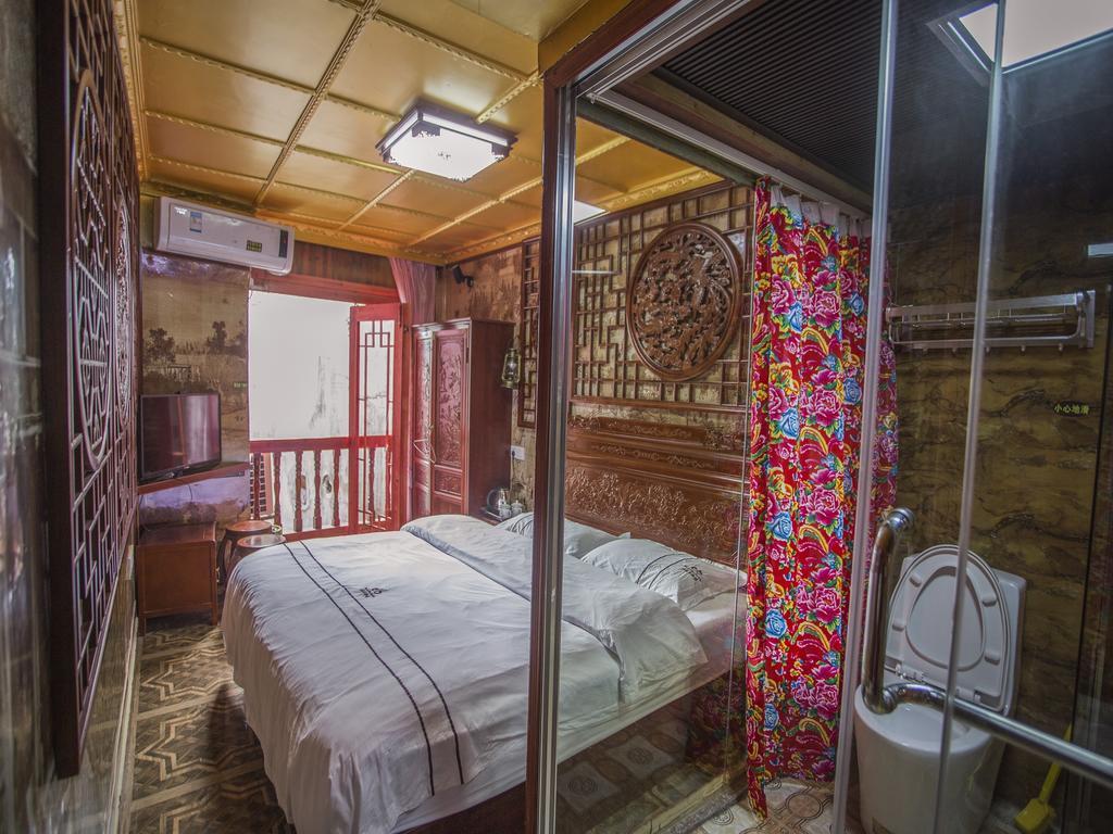 Lqj Riverside Guest House 펑황 외부 사진